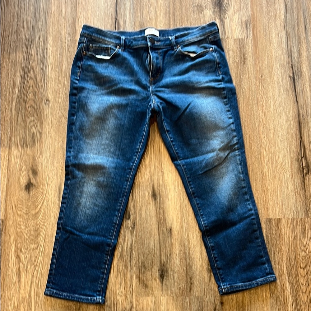 Loft Women's Modern Crop Denim